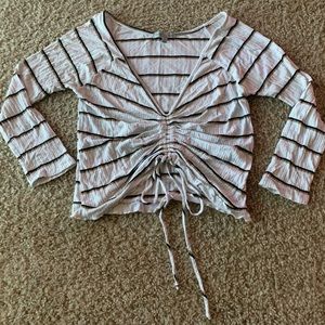 3/4 Sleeve Scrunched Crop Top